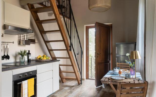 I Ginepri exclusive CountryHouse, 15pax, private pool, Aulla