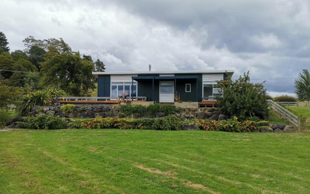 Mountain Glass - Ohakune Holiday Home