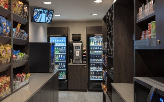 Four Points by Sheraton Philadelphia Northeast