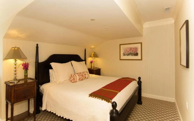 Saybrook Point Resort & Marina