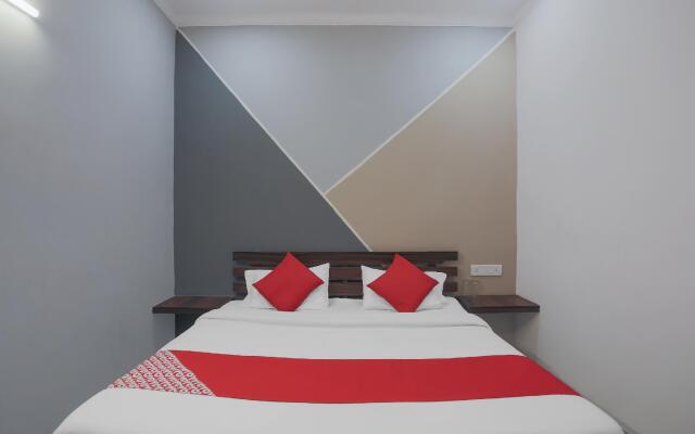 Taj Highway Hotel by OYO Rooms