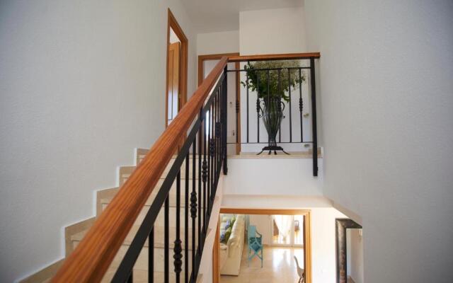 Villa 25