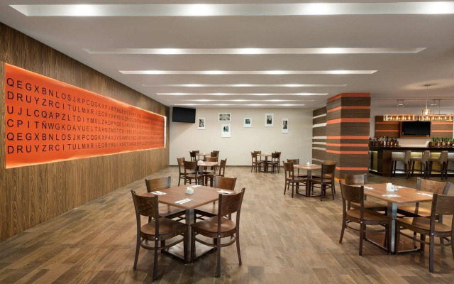 Courtyard by Marriott Guadalajara Andares