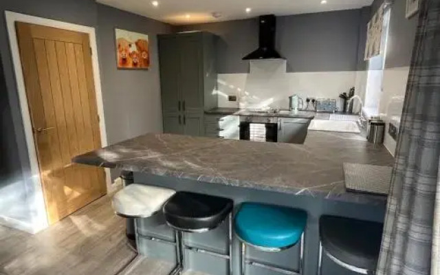 Glenlochy Apartments