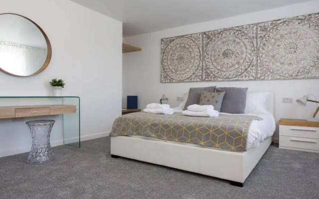 Porth Beach Hotel