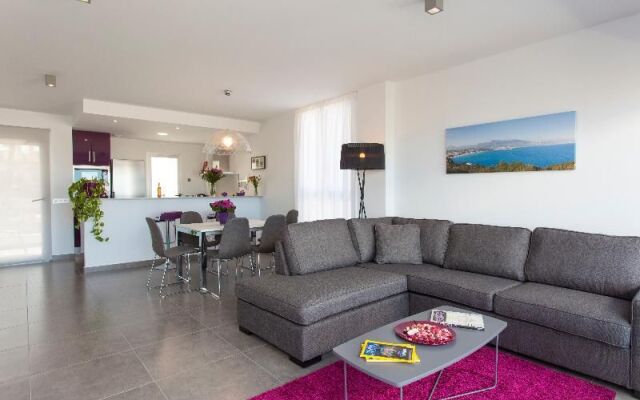 Mora Villas by Mimar