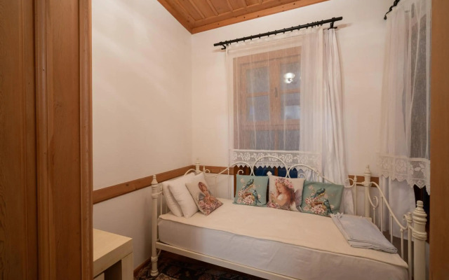 Cedrus Hotel