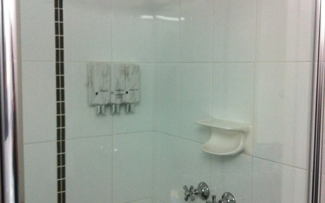 Sapphire Waters Motor Inn