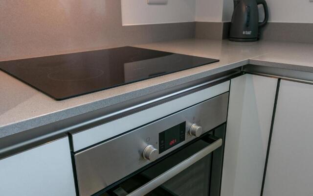 Executive Apartment Close to Station