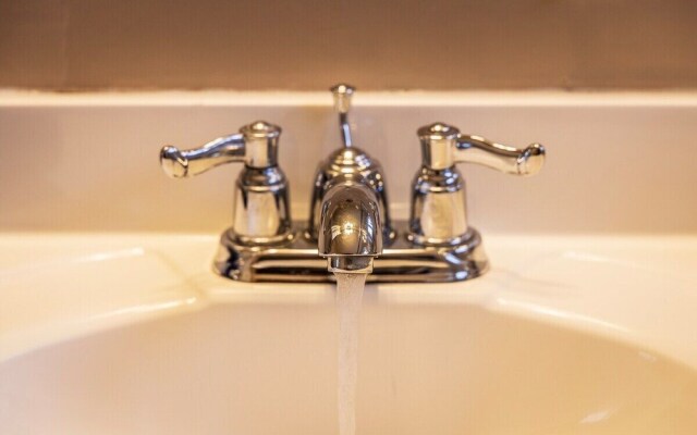 Sunny Two Bed in Richmond