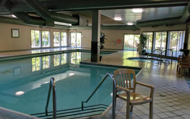 Pacific Shores Resort & Spa