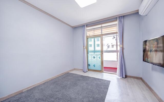 Goseong Gamnamu Pension