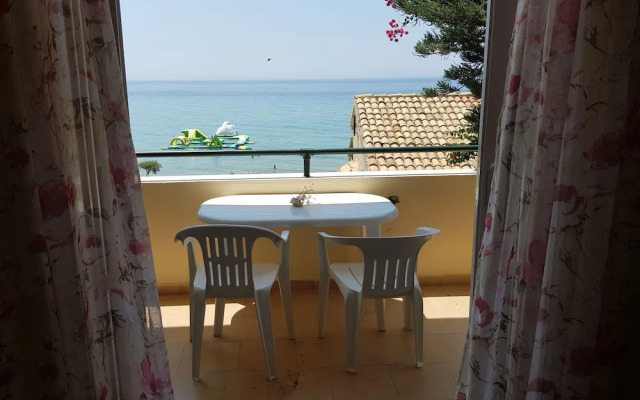 Menigos AA2 n o62 SeaView 2Bedroom