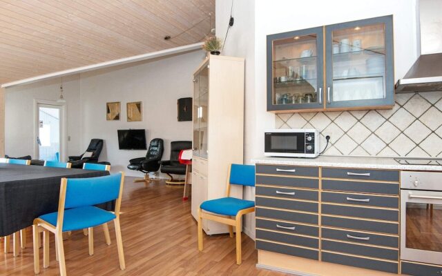 12 Person Holiday Home in Vinderup-by Traum