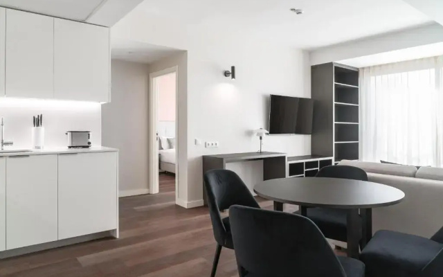 Limehome Lisbon Defensores de Chaves