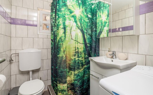 Nice Home in Sveti Jakov With Wifi and 2 Bedrooms