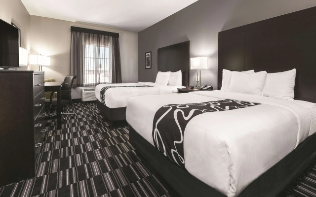 La Quinta Inn & Suites by Wyndham Fort Worth West - I-30 - фото 4