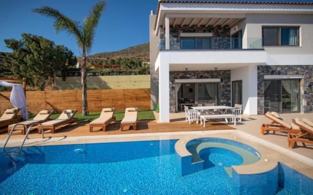 Irida Villa Luxury villa with sea view