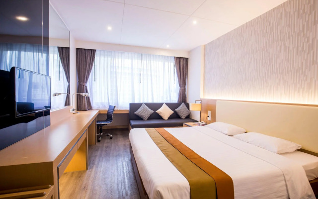 Nana Hotel