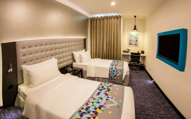 Fairway Colombo - Sri Lanka's First Hotel With Robot Technology