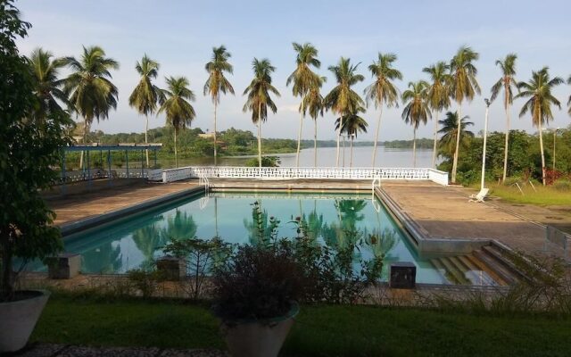 Hostellerie De La Sanaga