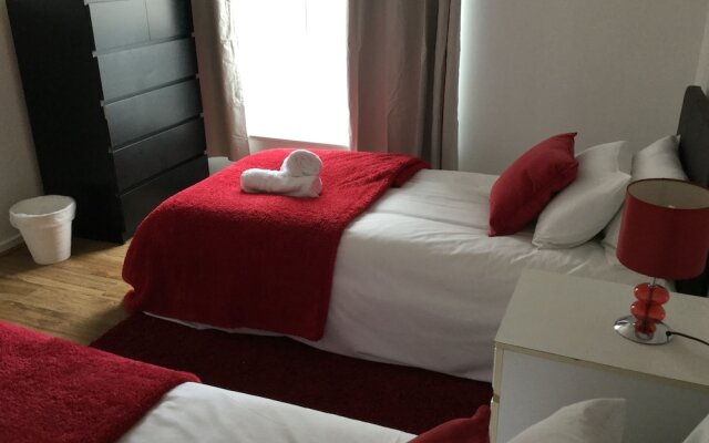 4 Bed House next to Basildon Town Centre