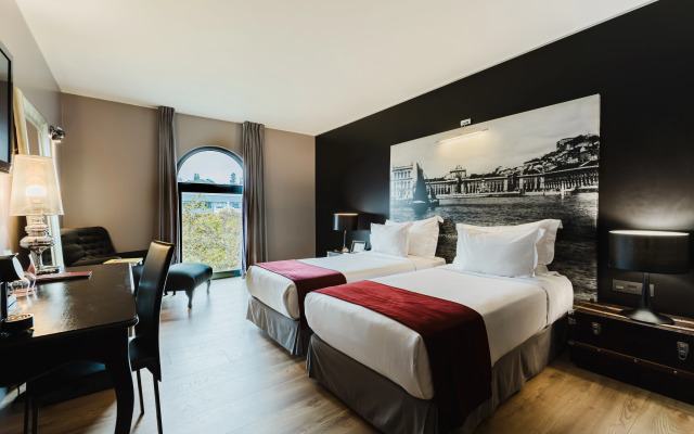 138 Liberdade Hotel