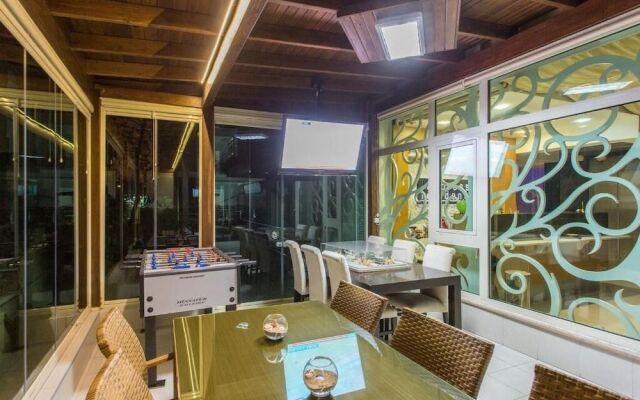 Address Residence Suite Hotel
