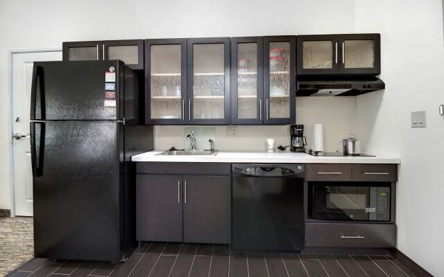 Candlewood Suites Waco by IHG