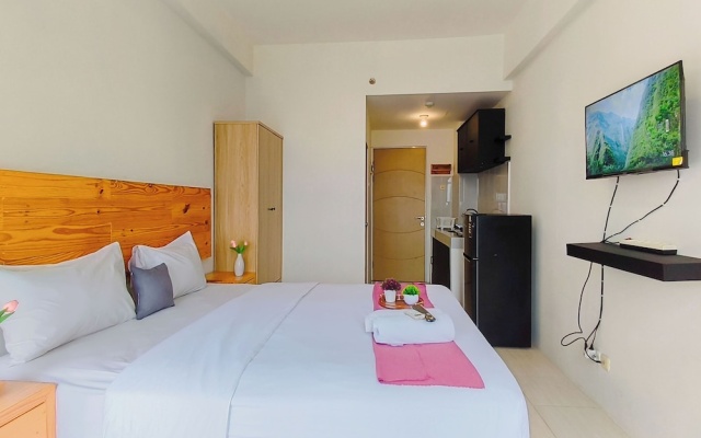 Comfy And Modern Studio At Bale Hinggil Apartment – Guest Rooms – Surabaya