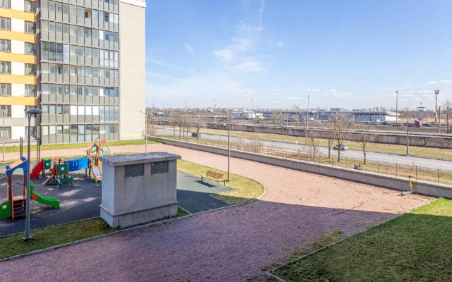 Welcome Home (Velkom Home) on 149 Narodnaya Opolcheniya Avenue