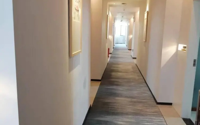 Jinju Art  Hotel