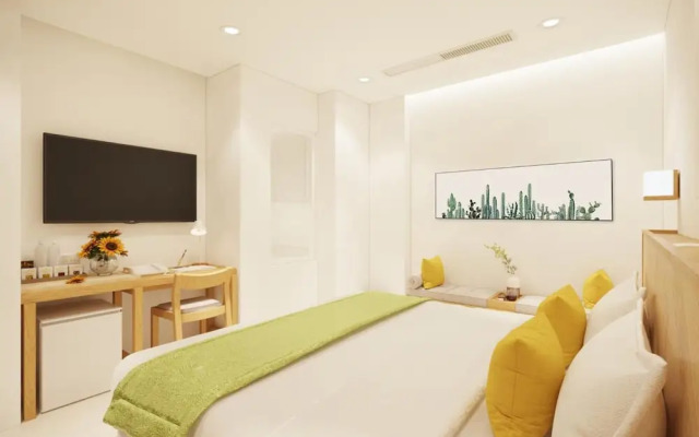 The Pearl Hotel