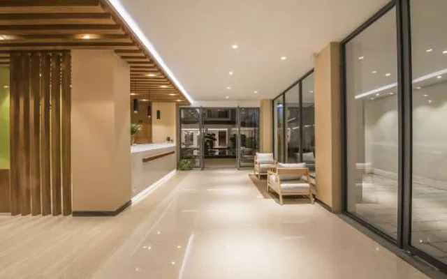 Lihu Residence Resort (Lijiang Tianrui Howard Johnson Resort Huama Street)