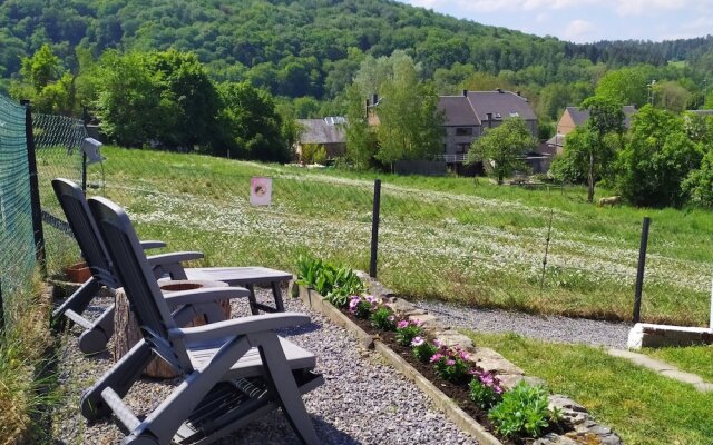 Serene Holiday Home in Han-sur-lesse With Garden
