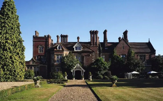 Alexander House