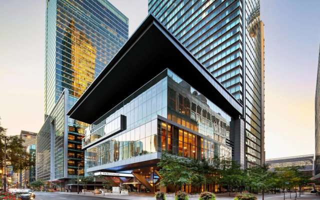 The Ritz-Carlton, Toronto