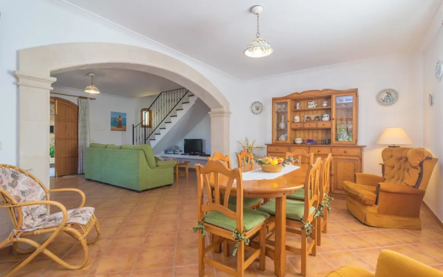 Can Tut in Campanet With 3 Bedrooms and 2 Bathrooms