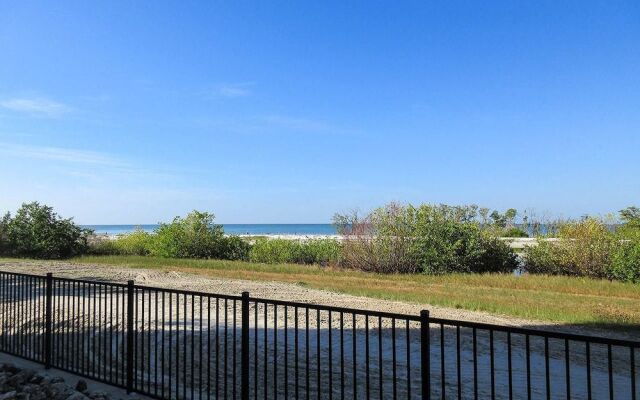 Creciente 313N by RedAwning