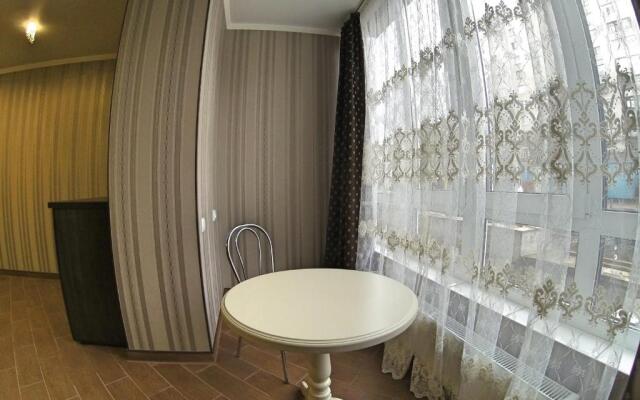 Apartamienty v "Riezidientsii-16"