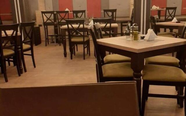 Milmari Apartman Janus P24 P25