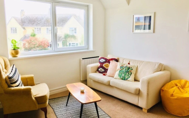 Cosy Classy 2-bed Maisonette, Village nr Newquay