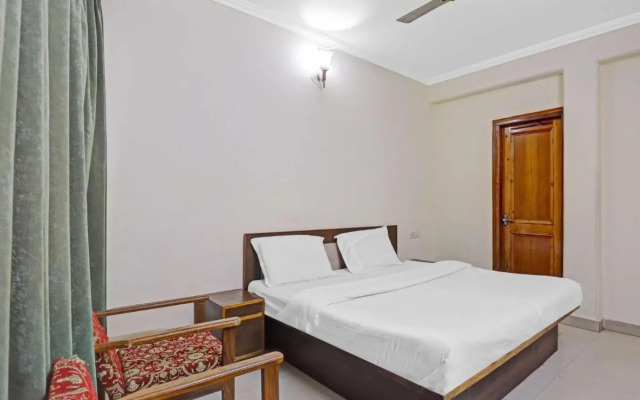 OYO 84081 Hotel Suhani Katra