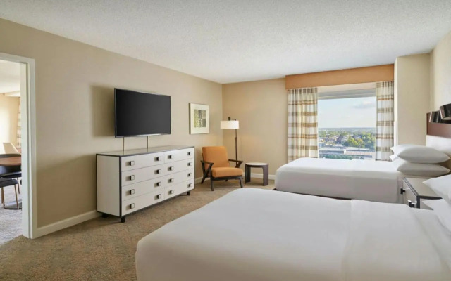 Hyatt Regency Crown Center