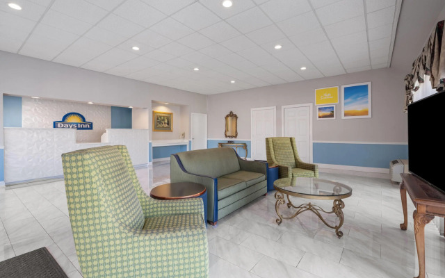 Days Inn by Wyndham Alma