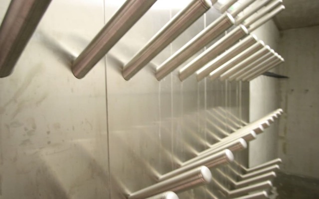 Contemporary Apartment With Ski Storage, Parking, Heating