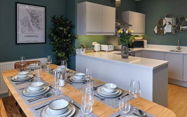 Host Stay The Falkner Quarters II and III