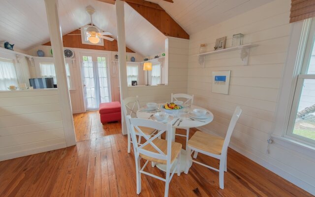 Redfish Cottage Apartment 1