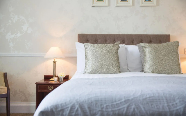 Llechwen Hall Hotel