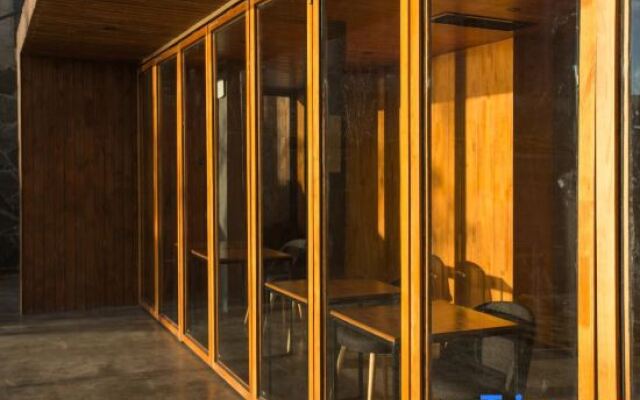 Ruiting Liuju Country House